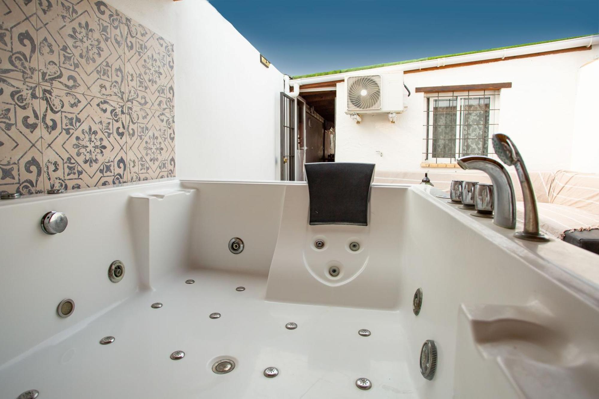 Villa Casa Blanca Luxury Spa Con Piscina Privada Y Jacuzzi Privado Chiclana de la Frontera Extérieur photo